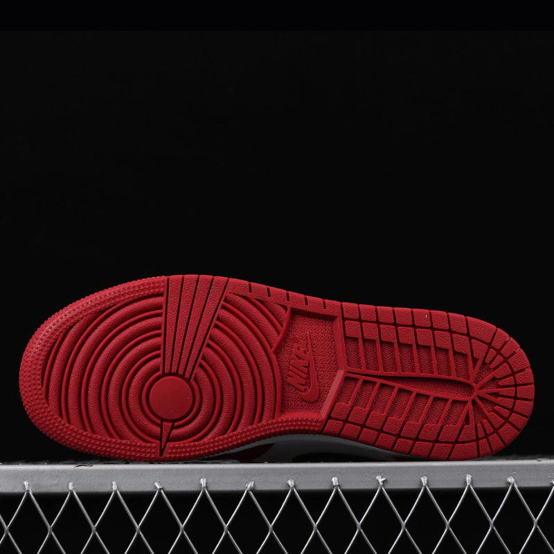Nike Air Jordan 1 Retro High Chicago