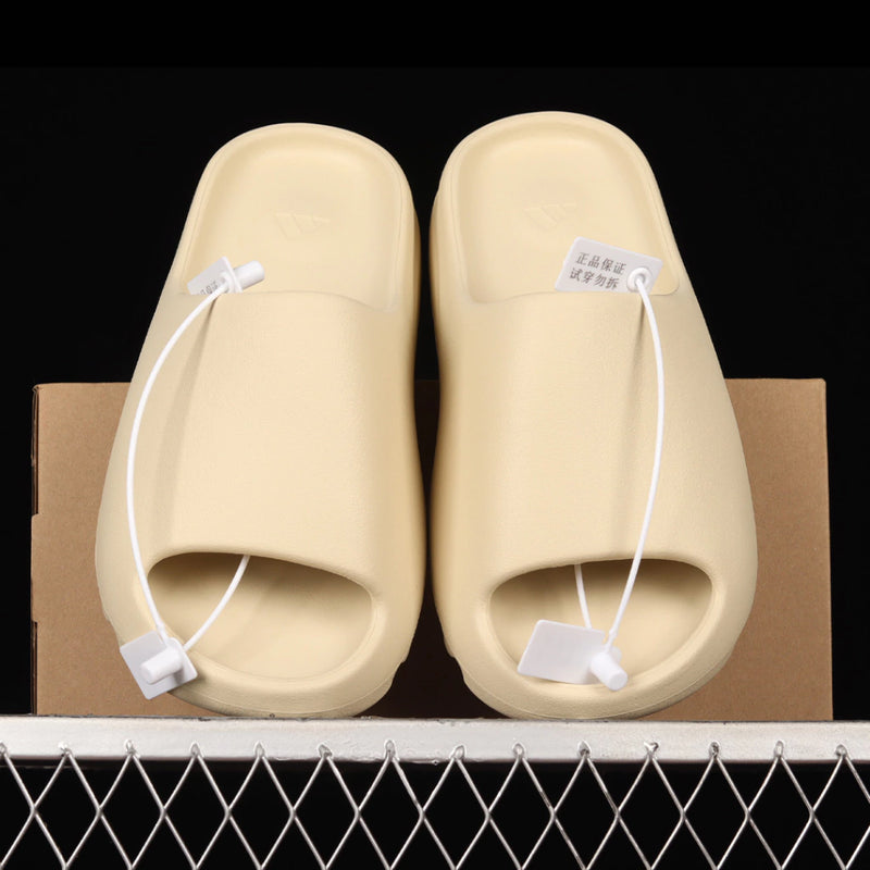 Adidas Yeezy Slide Bone