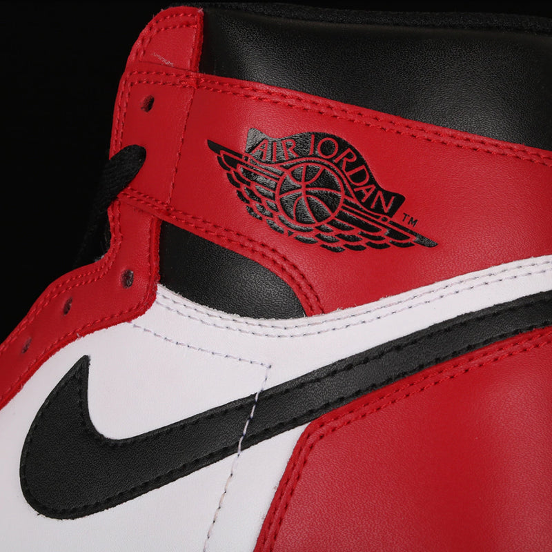 Nike Air Jordan 1 Retro High Chicago
